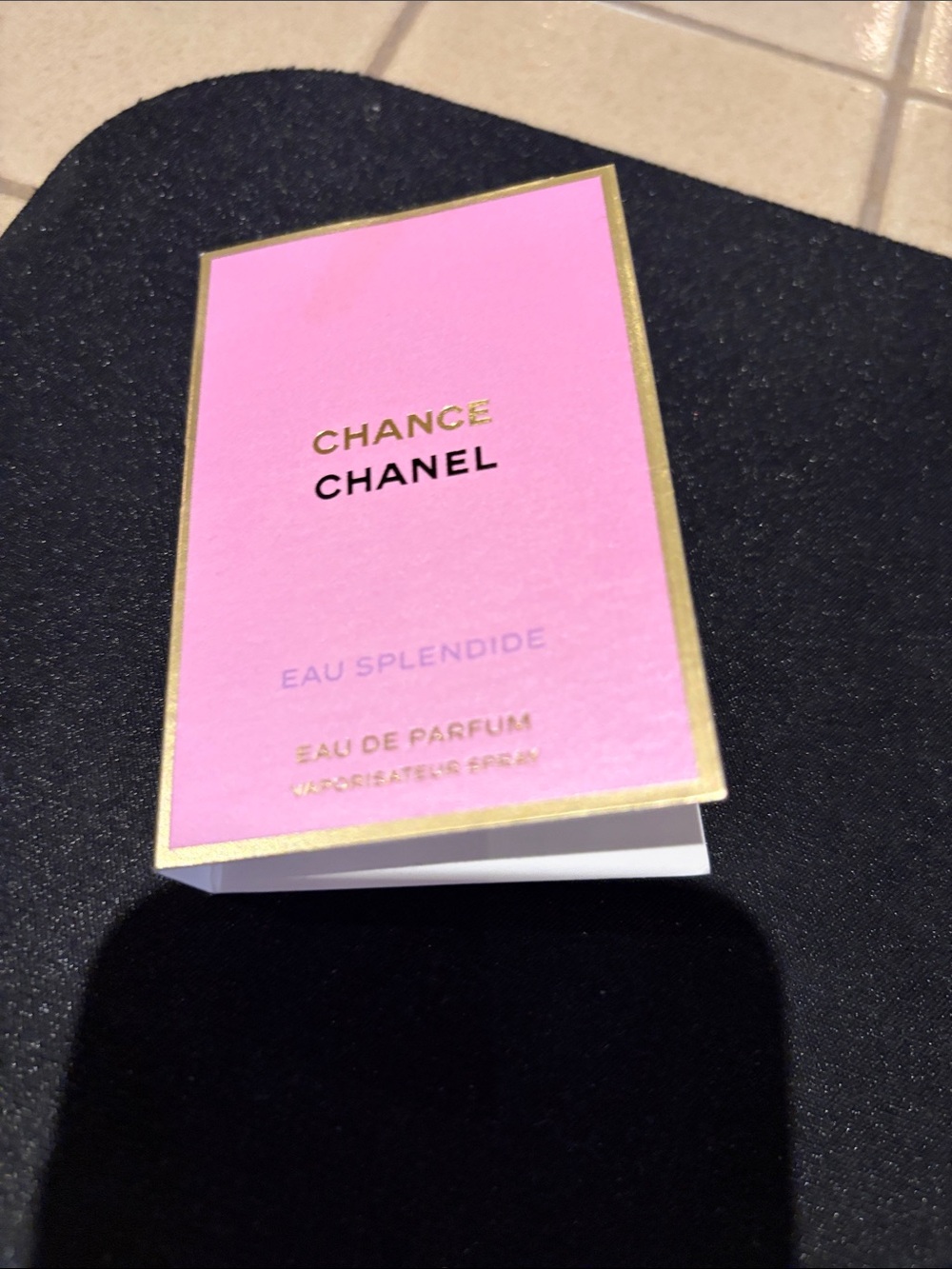 CHANEL Chance Eau Splendide perfume sample purple chance